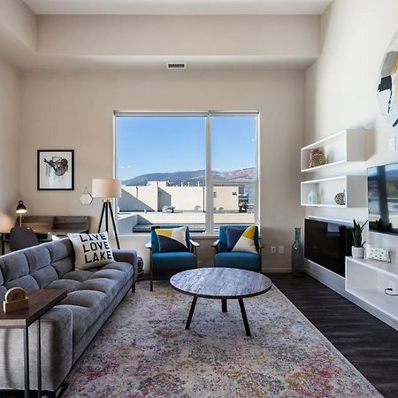 Corner Nest - Luxury Brand New Top Floor 2Bedroom Condo Kelowna Extérieur photo