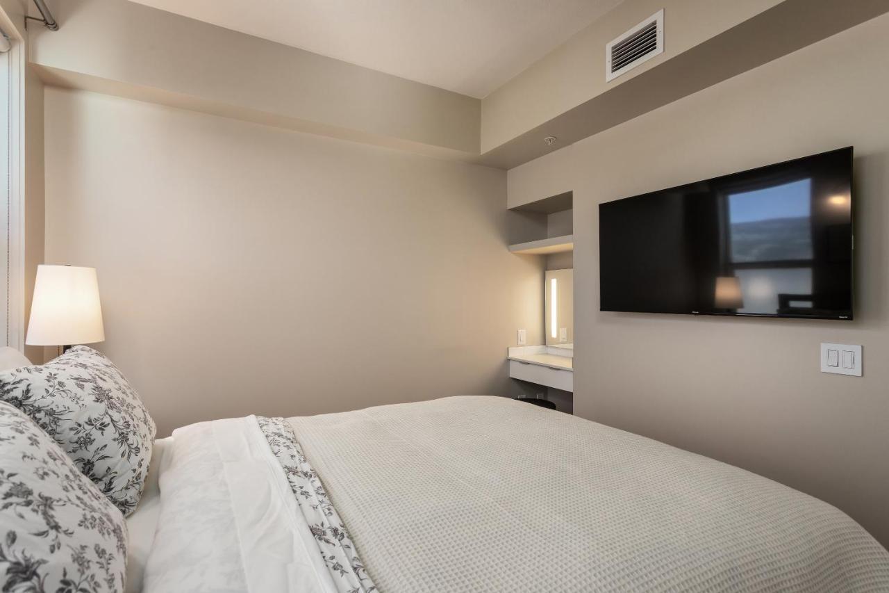 Corner Nest - Luxury Brand New Top Floor 2Bedroom Condo Kelowna Extérieur photo